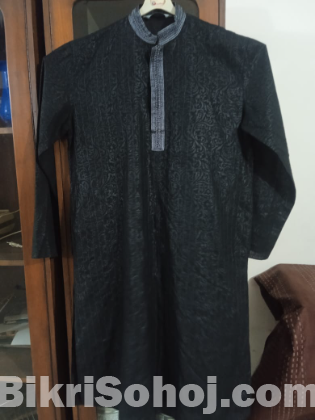 ২ টি পাঞ্জাবি ও কোটি